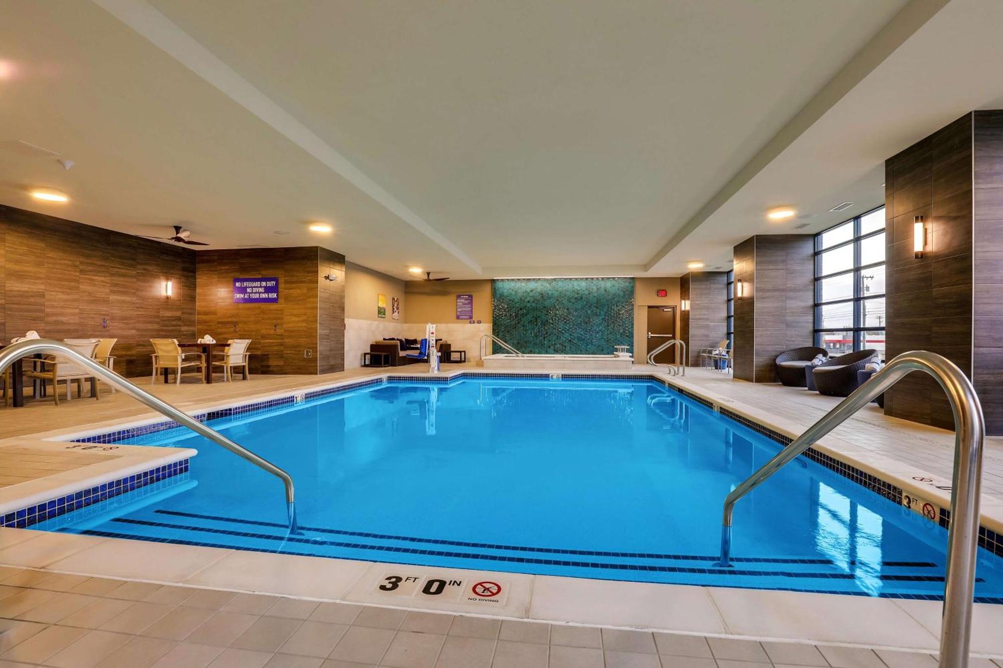 Drury Plaza Hotel Chattanooga Hamilton Place Экстерьер фото